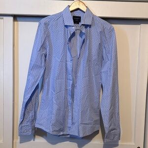 Men's Blue Patterned Dress Shirt light blue